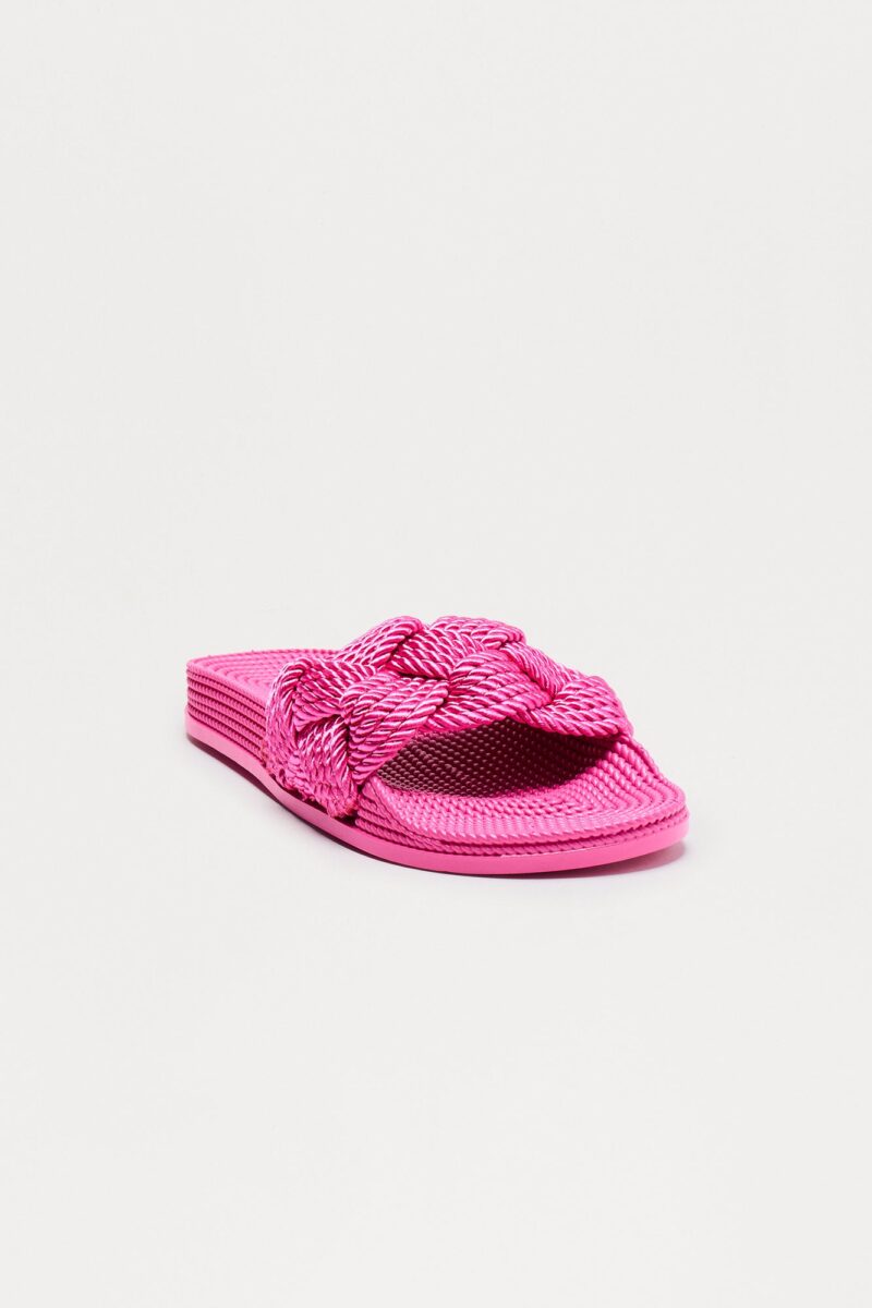 Sandalias Planas Trenzadas con Diseño Slip On - Image 6