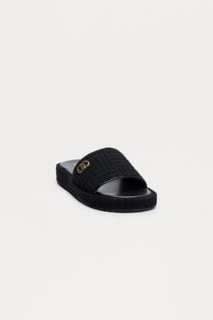 Sandalias Planas Tipo Jellie en Negro