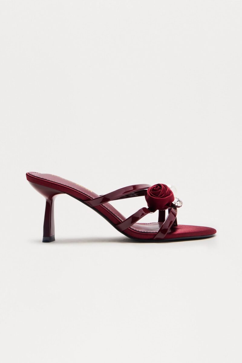 Sandalias de Tacón con Aplicación de Perlas y Flores 3D