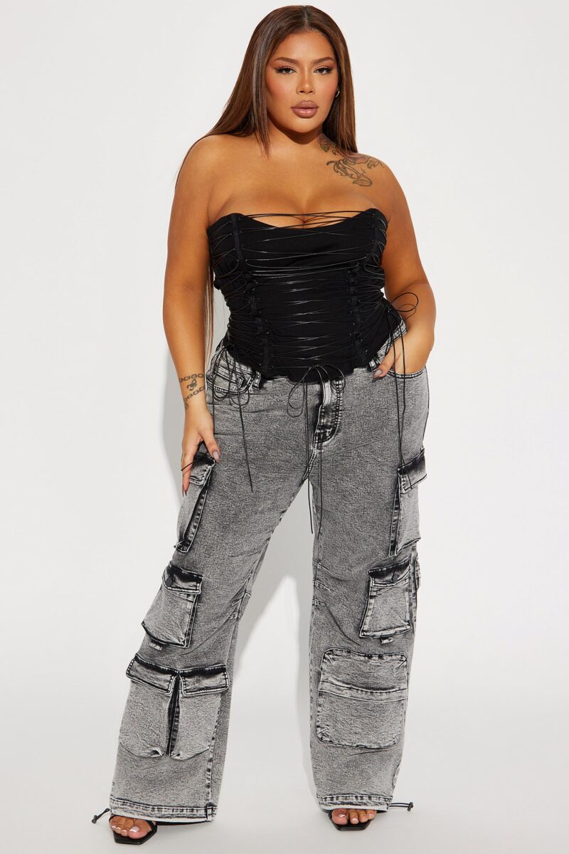Fairfax High Rise Stretch Cargo Jeans - Acid Wash Grey - Image 4
