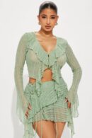 Conjunto de Falda y Top con Encaje y Manga Campana