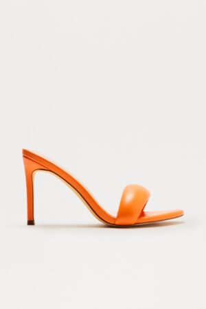 Mules Estilo Stiletto en Naranja