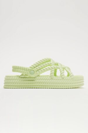 Sandalias Casuales con Plataforma y Detalle Trenzado