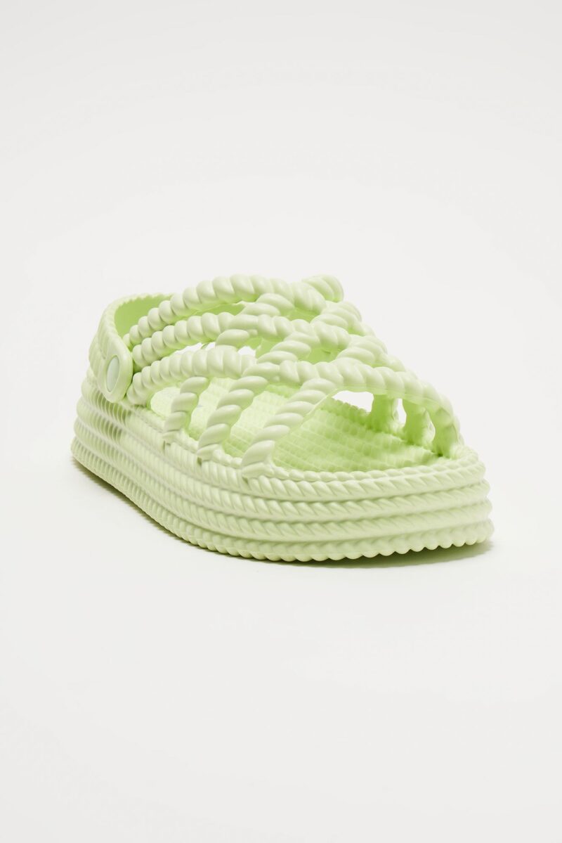 Sandalias Casuales de Plataforma en Negro - Image 7