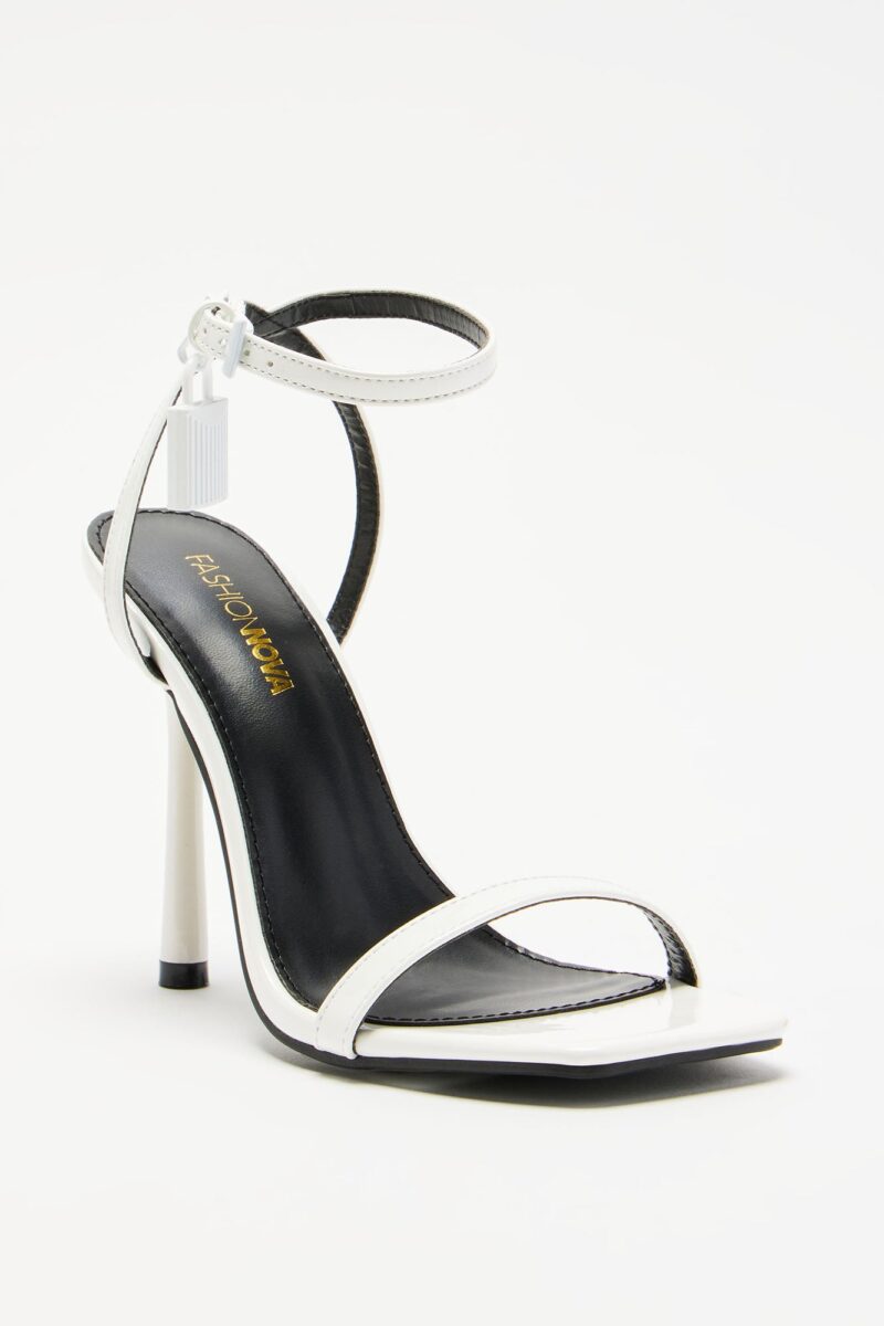 Sandalias de Tacón Alto con Detalle de Cierre - Negro - Image 11