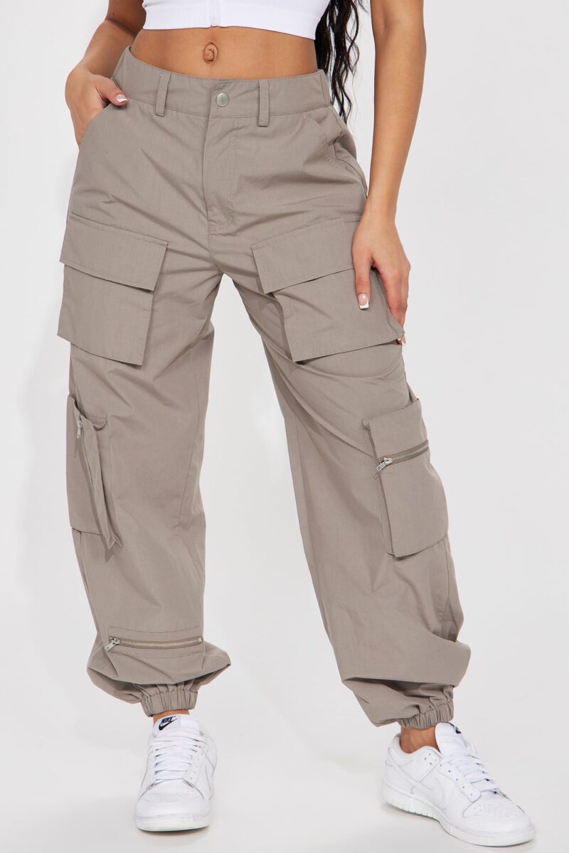 Pantalón Jogger Estilo Cargo con Cintura Alta - Image 8