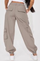 Pantalón Jogger Estilo Cargo con Cintura Alta