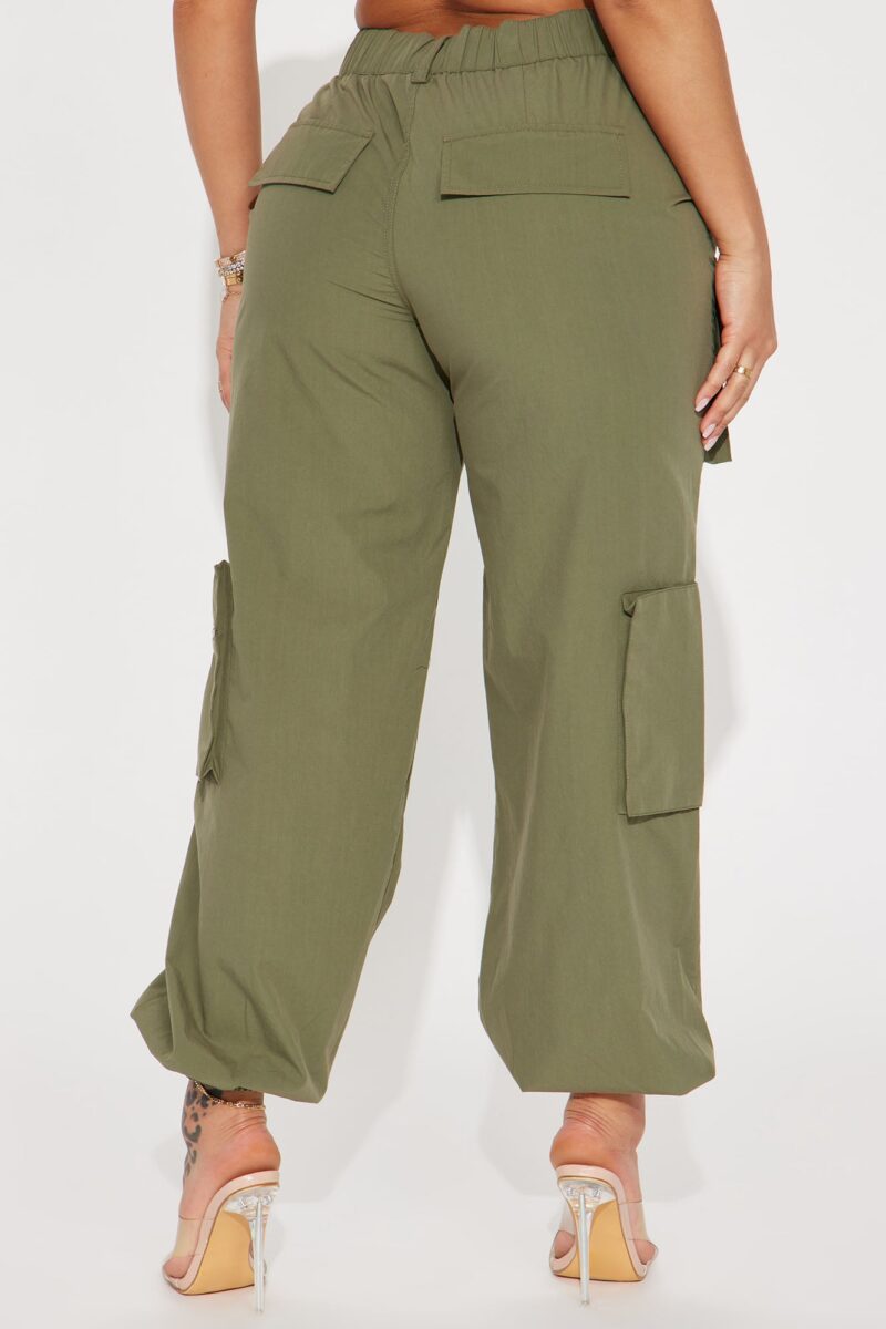 Pantalón Jogger Estilo Cargo con Cintura Alta - Image 15