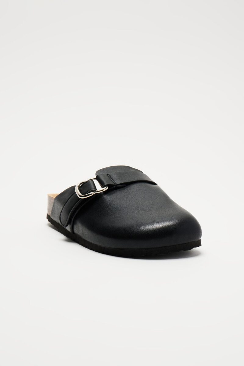 Mules Casual Ferrara en Negro - Image 2