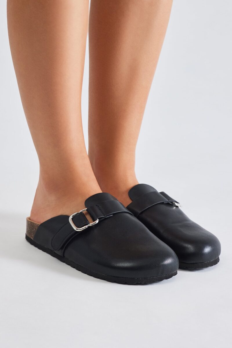 Mules Casual Ferrara en Negro - Image 3