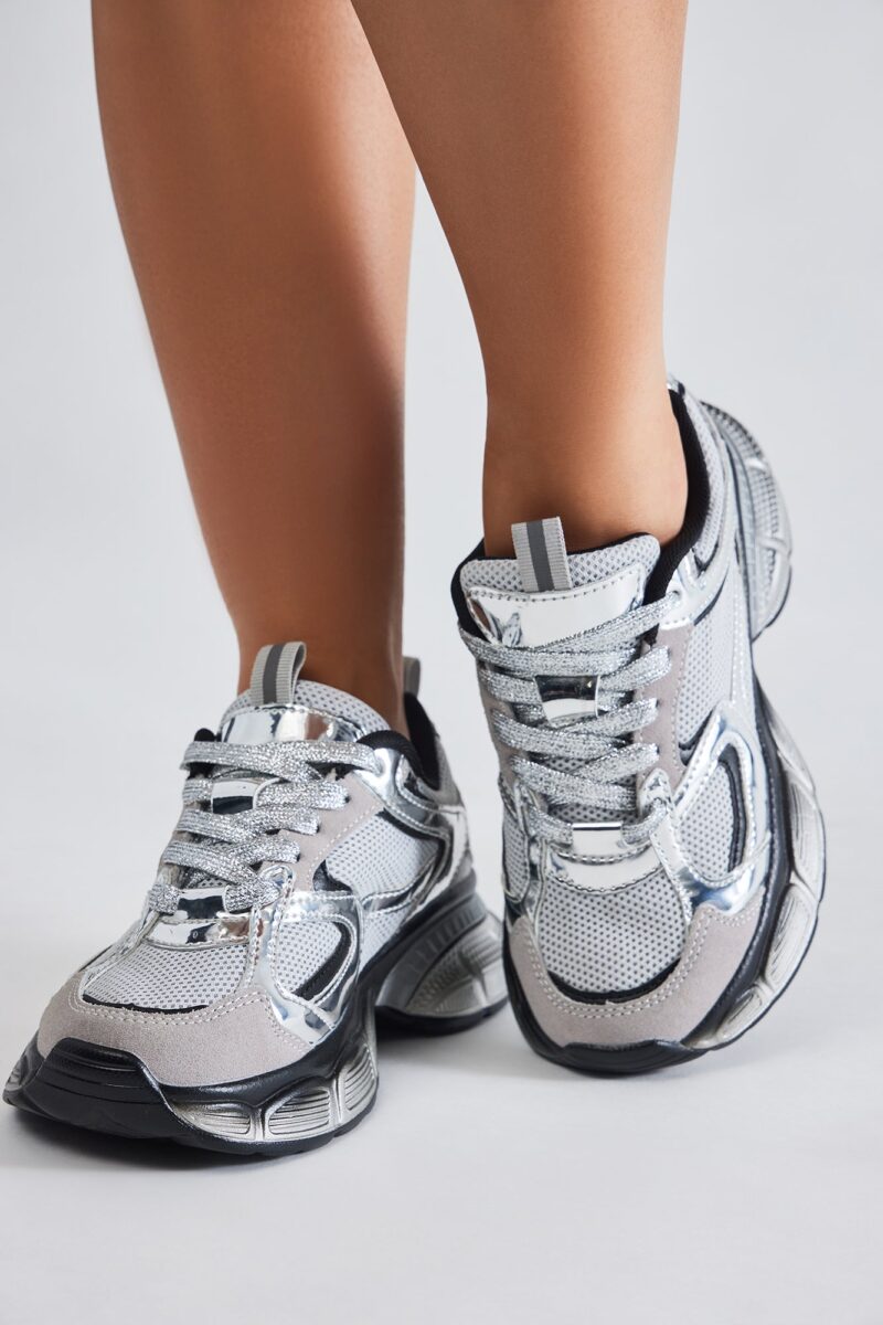 Zapatillas Deportivas Plateadas con Plataforma y Cordones - Image 3