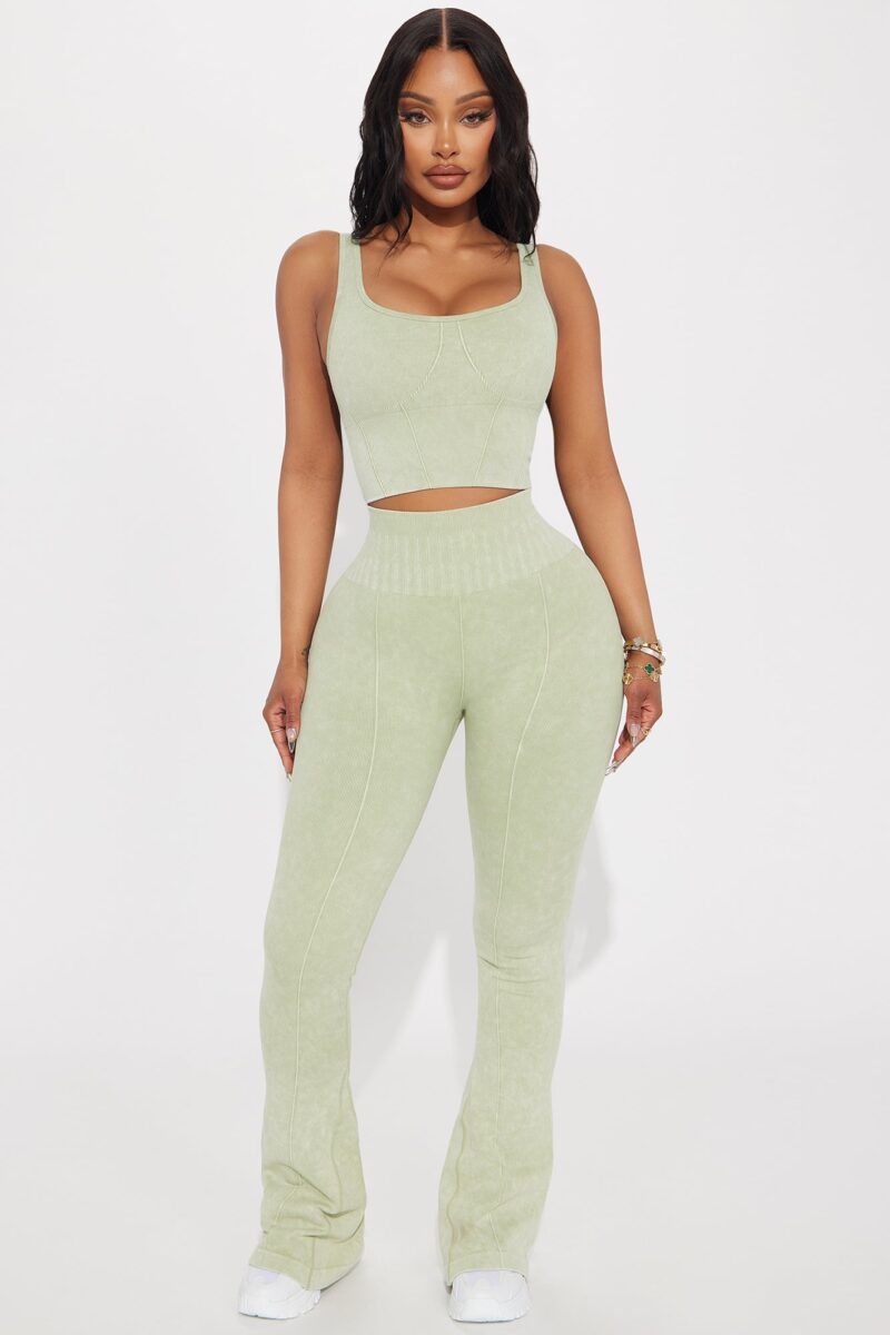Leggins Activos de Campana en Marrón - Image 4