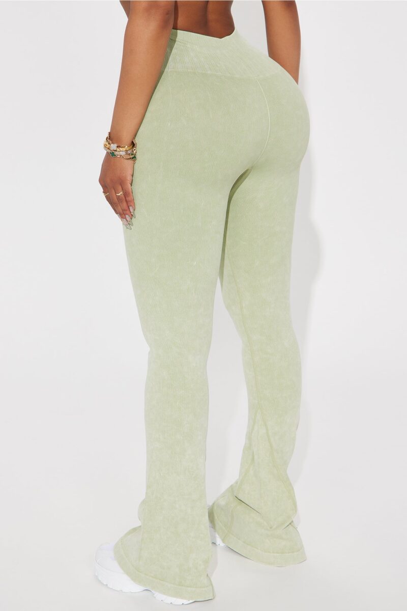 Leggins Activos de Campana en Marrón - Image 6