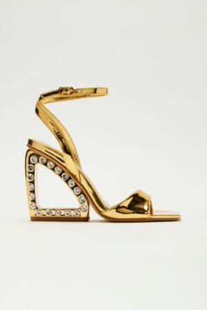 Sandalias de Cuña Noche Dorada con Joyas Incrustadas