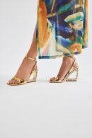 Zapatos de Cuña Nocturnos con Joyas Incrustadas