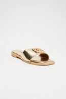 Sandalias Doradas Planas con Detalle Metálico