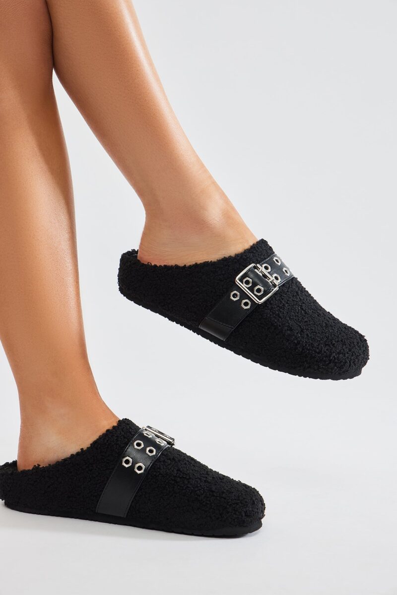 Pantuflas con Hebilla y Detalle de Sherpa - Image 4