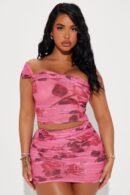 Conjunto de Falda de Malla y Top Tubo con Detalles Fruncidos