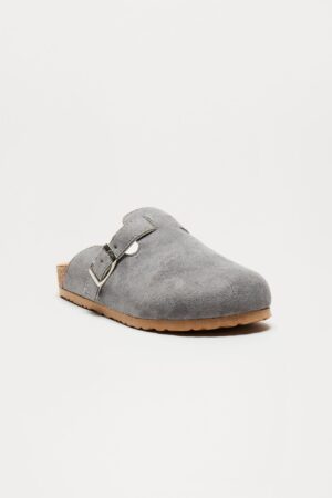 Sandalias Casual con Hebilla y Suela Plana - Gris