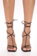 Sandalias de Tacón Alto con Lazada - Negro