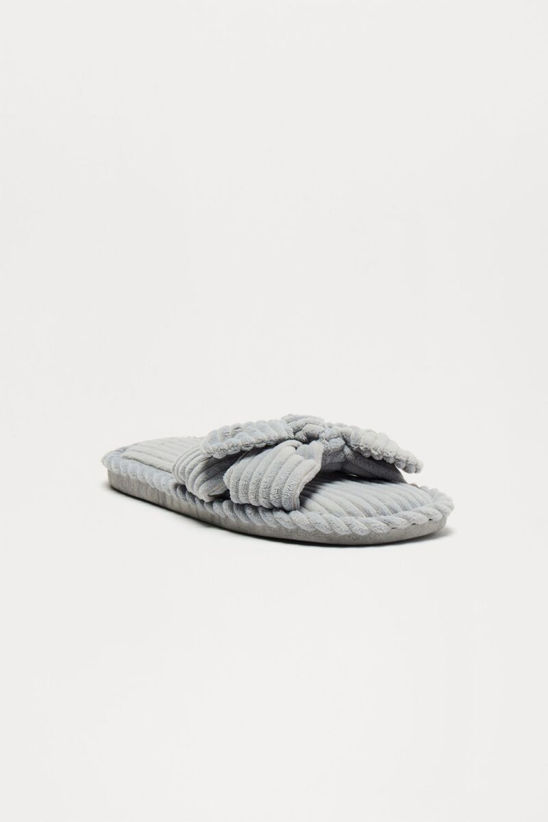 Pantuflas Acolchadas con Moño 3D y Suela Plana - Image 2