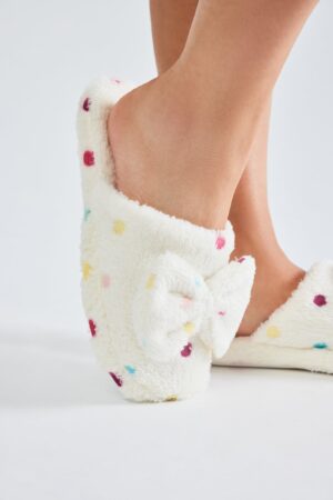 Pantuflas con Detalle de Moño y Estampa de Lunares