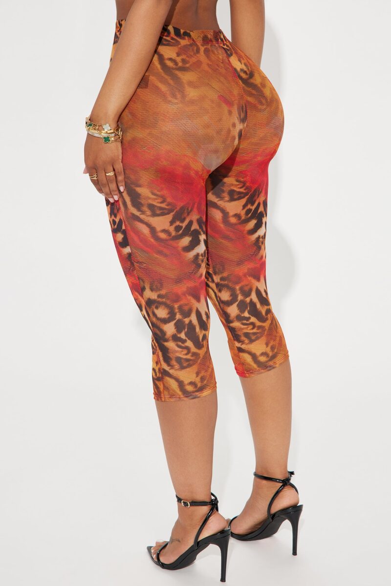 Malla Capri de Cintura Alta con Estampado Animal - Image 3