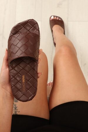 Sandalias Planas Cuadradas con Detalle Trenzado