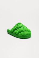 Pantuflas de Descanso en Verde Cerradas