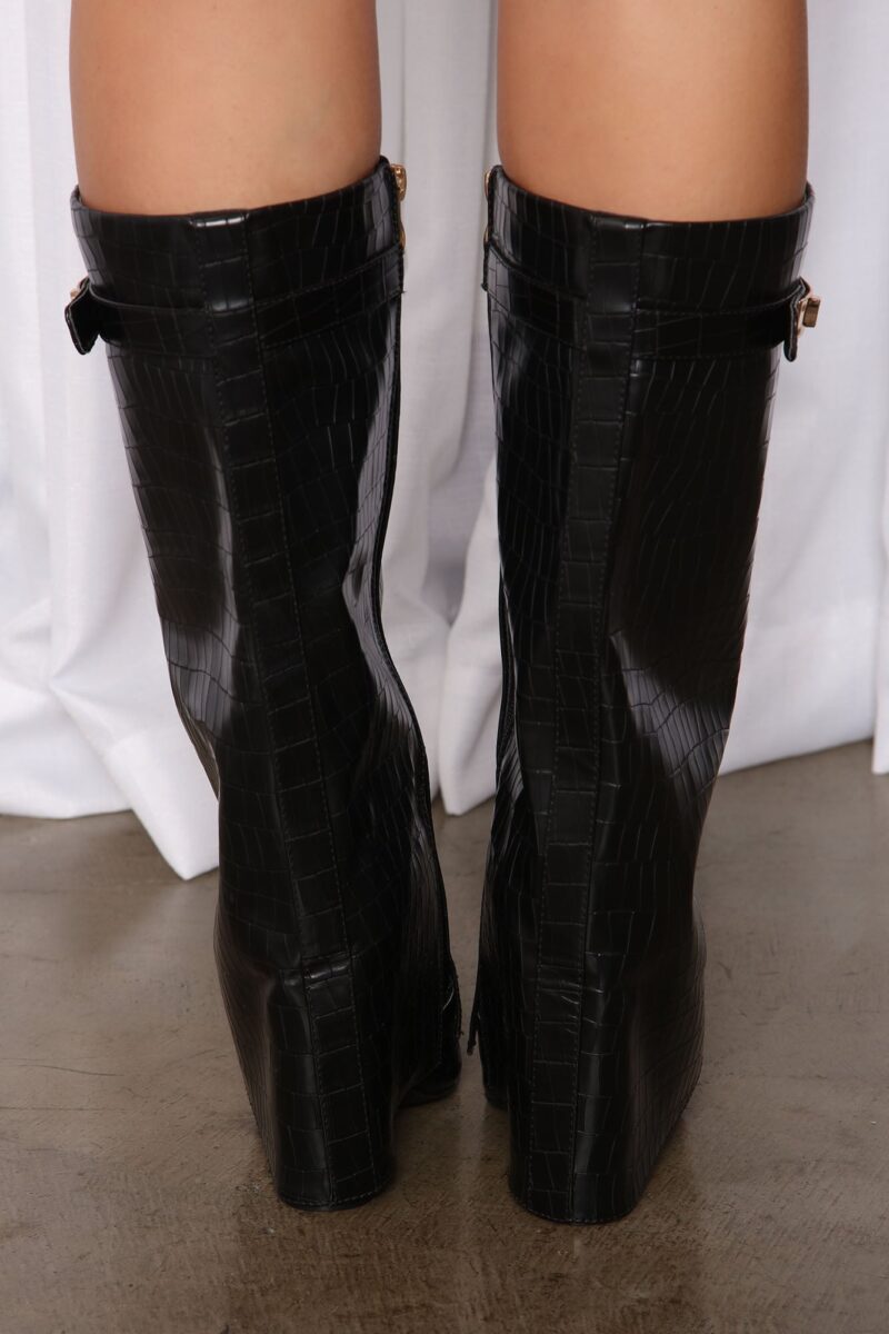 Botas Altas hasta la Rodilla con Detalles Dorados y Tacón Grueso - Image 6