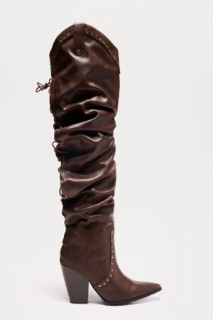 Botas de Vaquero Altas con Detalles de Tachuelas
