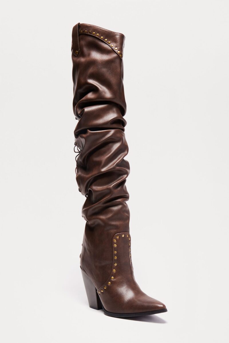 Botas de Vaquero Altas con Detalles de Tachuelas - Image 3