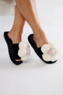 Pantuflas Florales con Aplicación en 3D - Punta Redonda