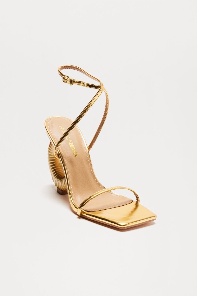 Sandalias de Tacón Cuadrado y Correa Ajustable - Image 8