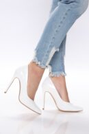 Stilettos de Tacón Ultra Alto en Blanco