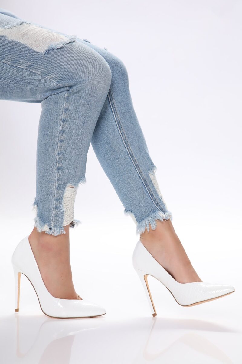 Stilettos de Tacón Ultra Alto en Blanco