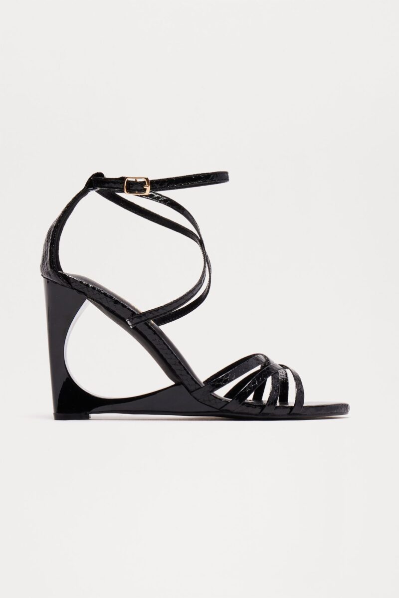 Sandalias de Cuña Negras con Taco Ultra Alto