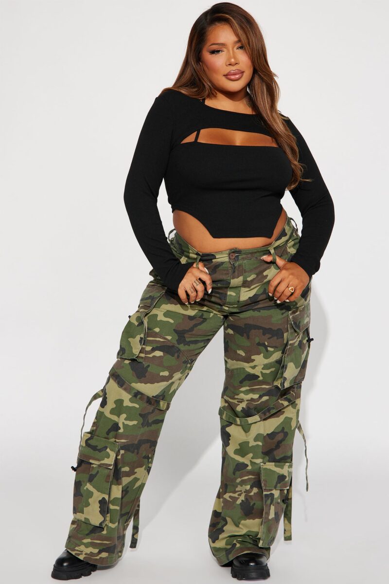 Pantalón Cargo Camuflado de Tiro Bajo y Pierna Ancha - Image 5