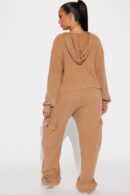 Conjunto de Pantalón Térmico y Hoodie con Cierre Frontal