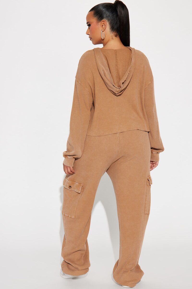 Conjunto de Pantalón Térmico y Hoodie con Cierre Frontal - Image 12