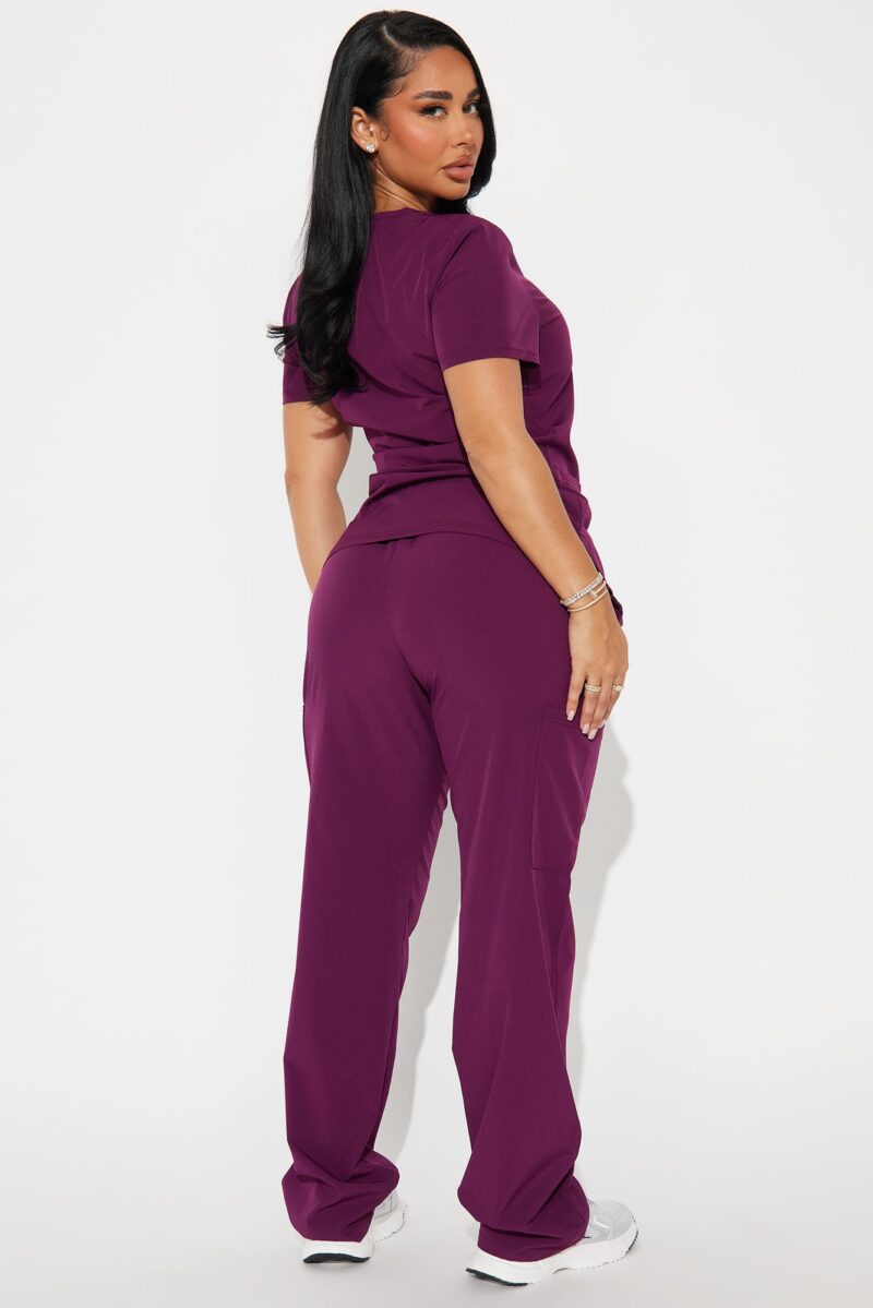 Conjunto de Uniforme Médico Elástico y Cómodo - Image 15