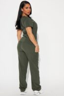 Conjunto Uniforme Médico Marrón con 4FLEX