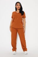 Camisa de Uniforme Unisex con Bolsillos y Cuello en V
