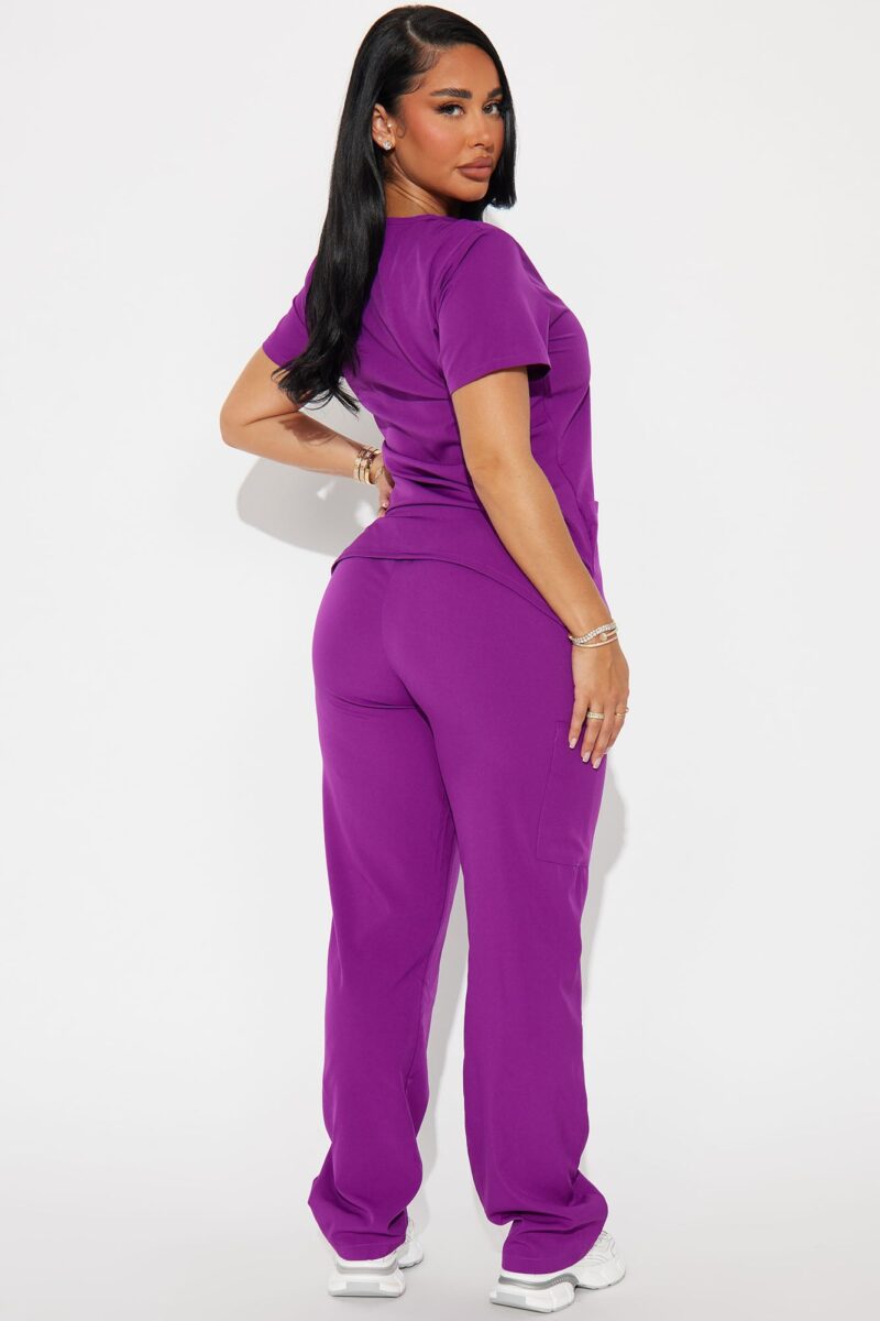 Conjunto Uniforme Médico Marrón con 4FLEX - Image 9