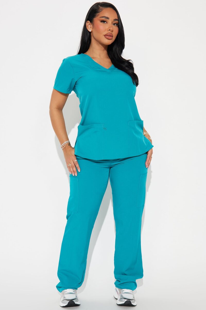 Camisa de Uniforme Unisex con Bolsillos y Cuello en V - Image 25