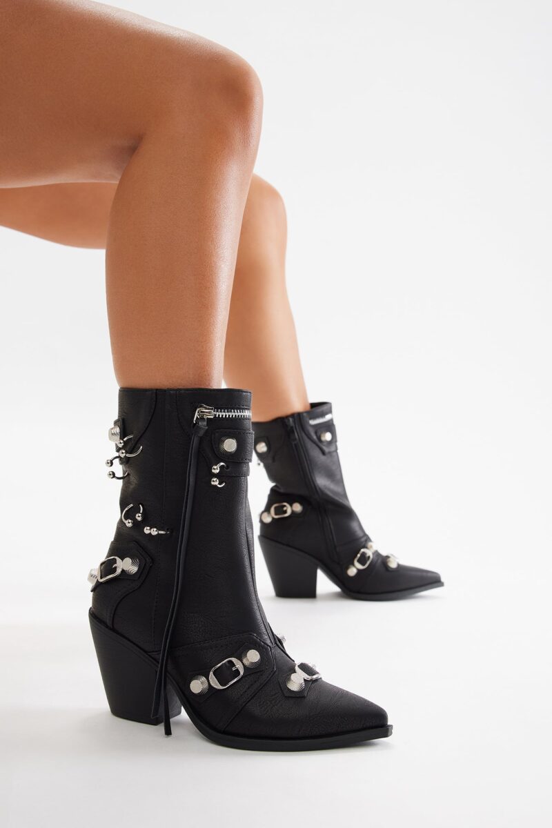 Botines Negros de Tacón Medio con Detalles Metálicos - Image 2