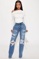 Jeans Rectos con Roturas y Stretch - Lavado Medio