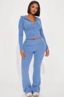 Conjunto de Pantalón y Chaqueta con Capucha en Azul