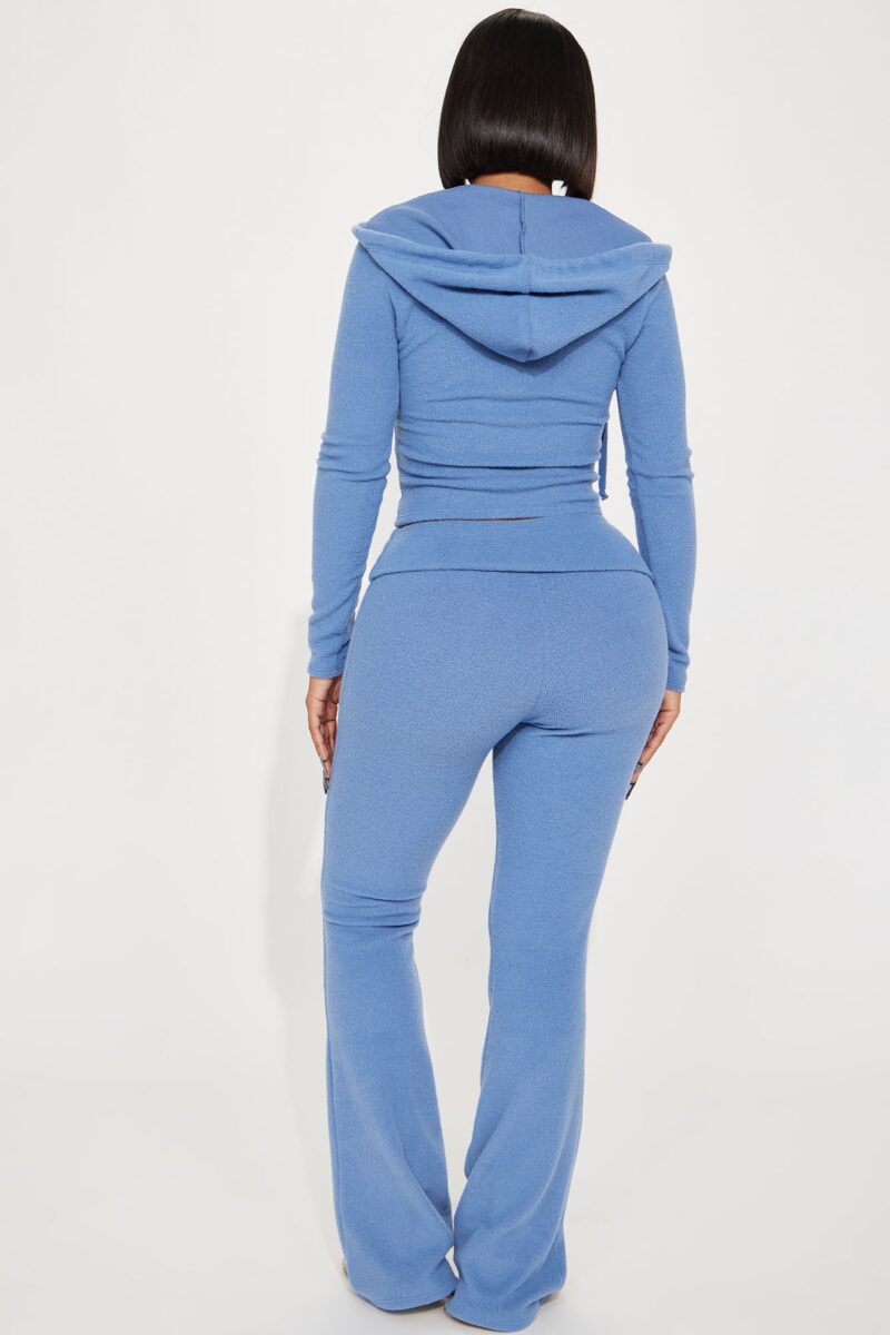 Conjunto de Pantalón y Chaqueta con Capucha en Azul - Image 3