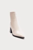 Botines de Tacón Elegante en Crema